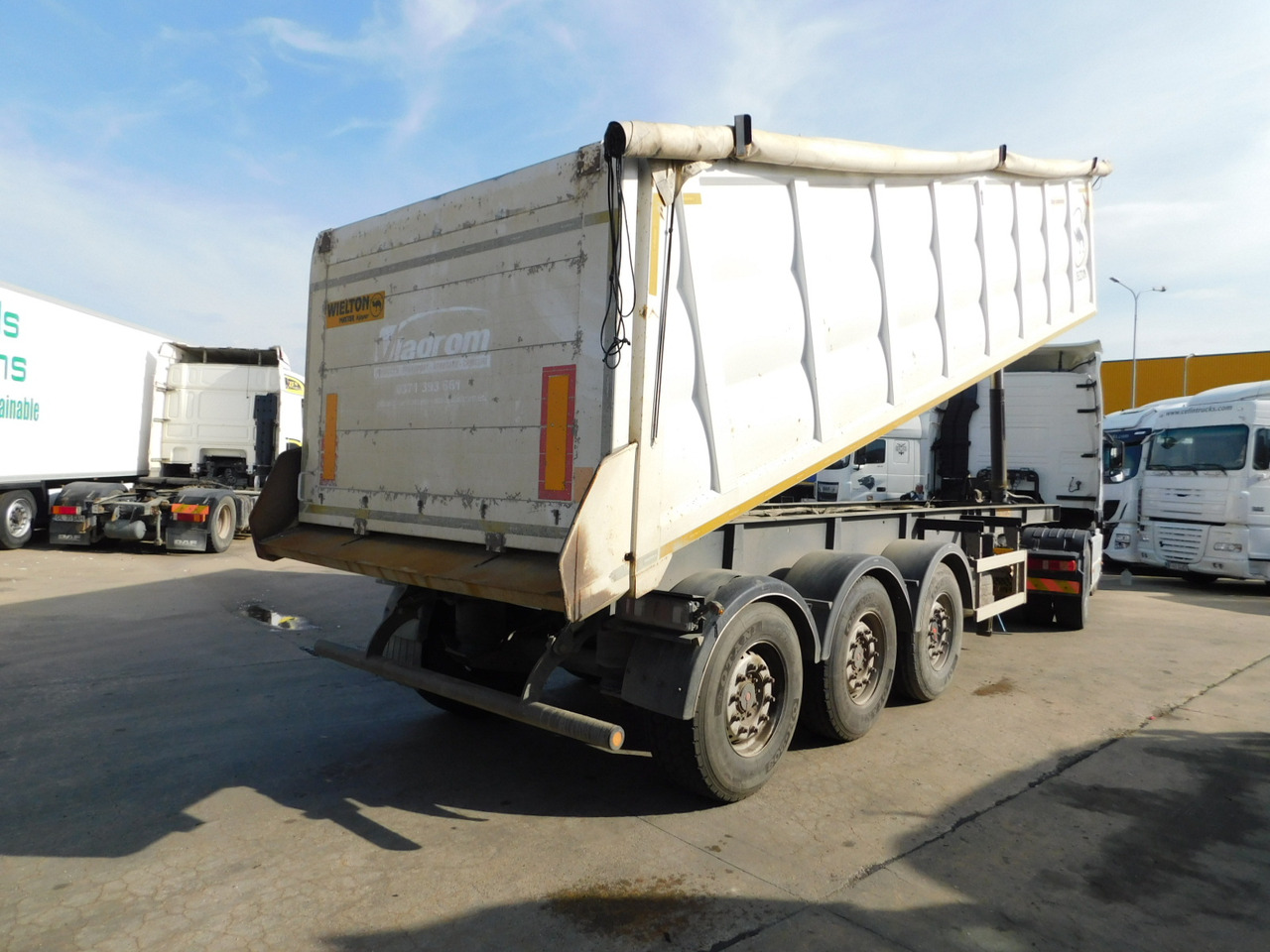 Wielton Nw 3 s3 - Tipper semi-trailer: picture 3 Wielton Nw 3 s3 - Tipper semi-trailer: picture 3