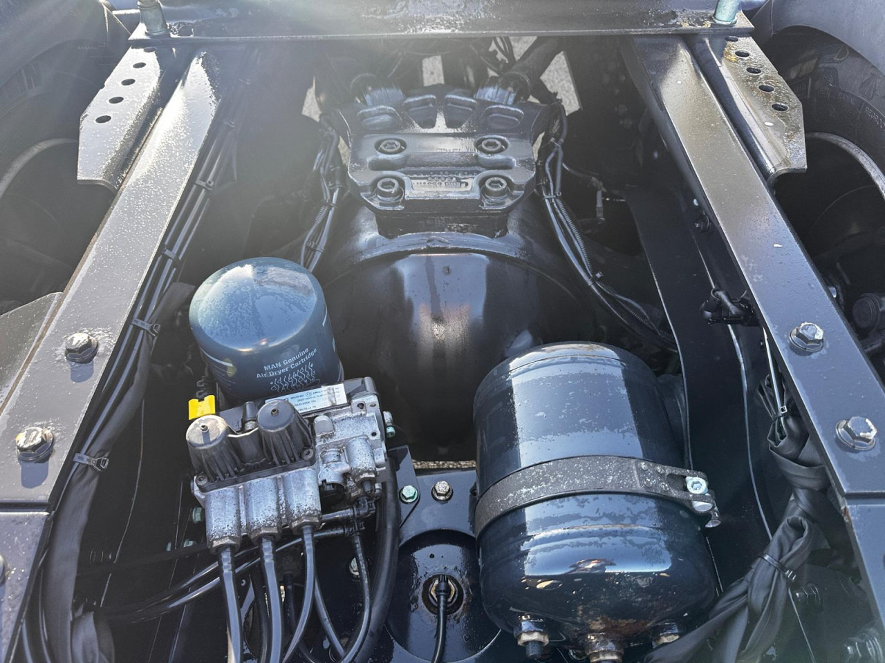 MAN MAN TGX 18.470 LL SA Euro6 Retarder Luftfeder ZV - Tractor unit: picture 4 MAN MAN TGX 18.470 LL SA Euro6 Retarder Luftfeder ZV - Tractor unit: picture 4