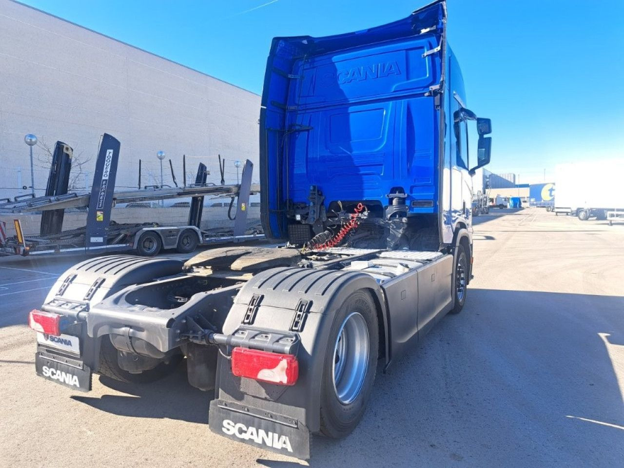 Scania R 450 - Tractor unit: picture 5 Scania R 450 - Tractor unit: picture 5