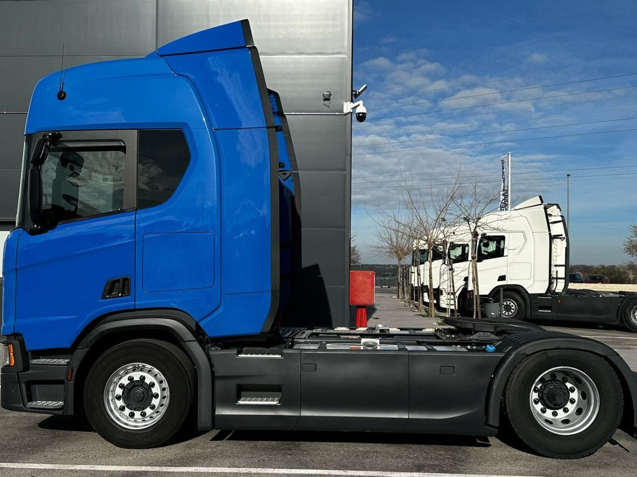 Scania R 450 - Tractor unit: picture 2 Scania R 450 - Tractor unit: picture 2