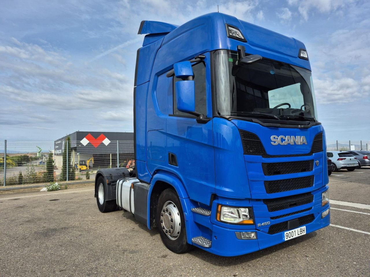 Scania R 450 - Tractor unit: picture 1 Scania R 450 - Tractor unit: picture 1