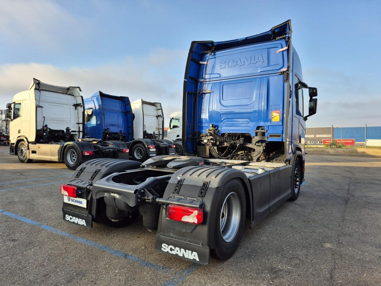 Scania R450 - Tractor unit: picture 4 Scania R450 - Tractor unit: picture 4