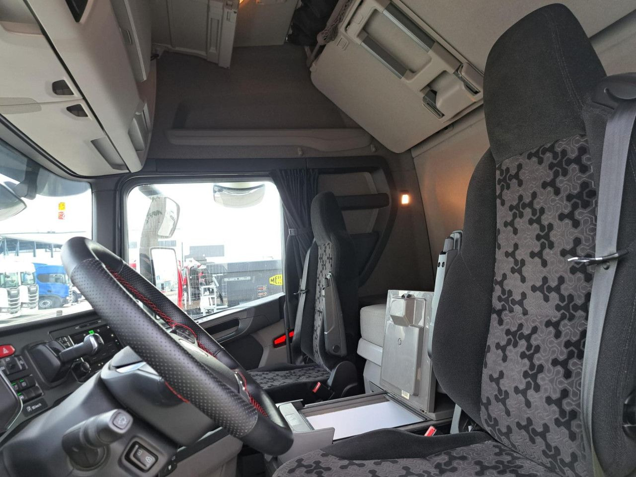 Tractor unit Scania UVES01240224: picture 13