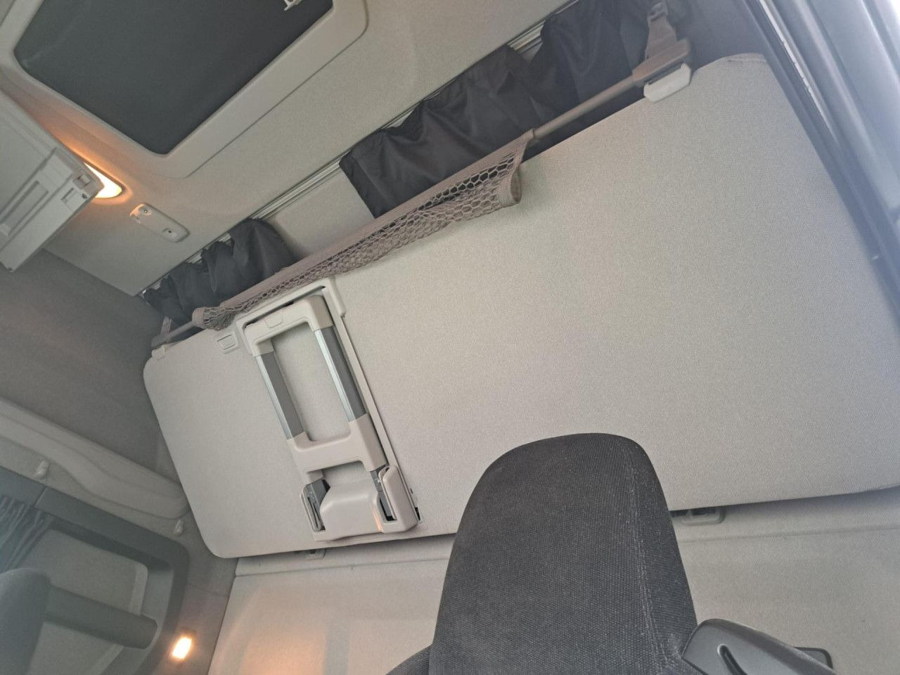 Tractor unit Scania UVES01240224: picture 10