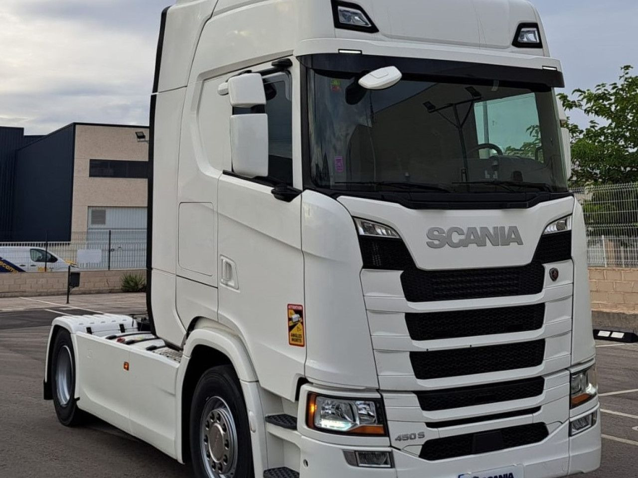 Scania UVES01240224 - Tractor unit: picture 1 Scania UVES01240224 - Tractor unit: picture 1