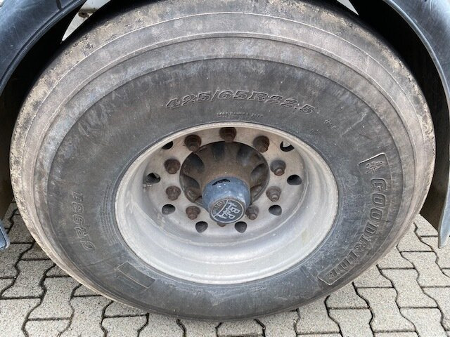 10/5/F/ZA-1800 KARRENA Betonmischer ca. 10m³ 10/5/F/ZA-1800 KARRENA Betonmischer ca. 10m³, Liftachse - Concrete mixer semi-trailer: picture 5 10/5/F/ZA-1800 KARRENA Betonmischer ca. 10m³ 10/5/F/ZA-1800 KARRENA Betonmischer ca. 10m³, Liftachse - Concrete mixer semi-trailer: picture 5