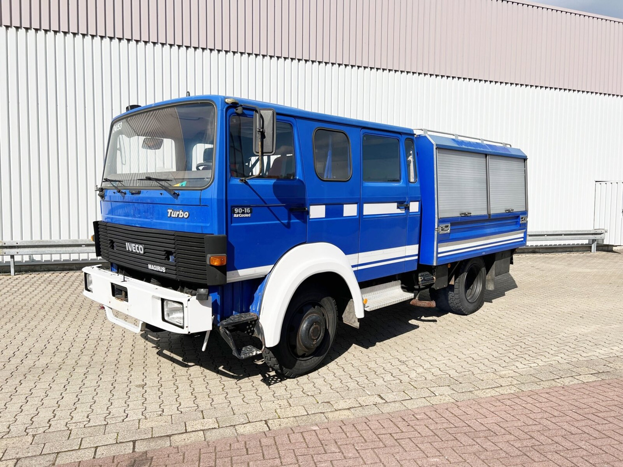 90-16 AW 4x4 Doka 90-16 AW 4x4 Doka, 20x VORHANDEN, Mannschaftswagen - Fire truck: picture 1 90-16 AW 4x4 Doka 90-16 AW 4x4 Doka, 20x VORHANDEN, Mannschaftswagen - Fire truck: picture 1