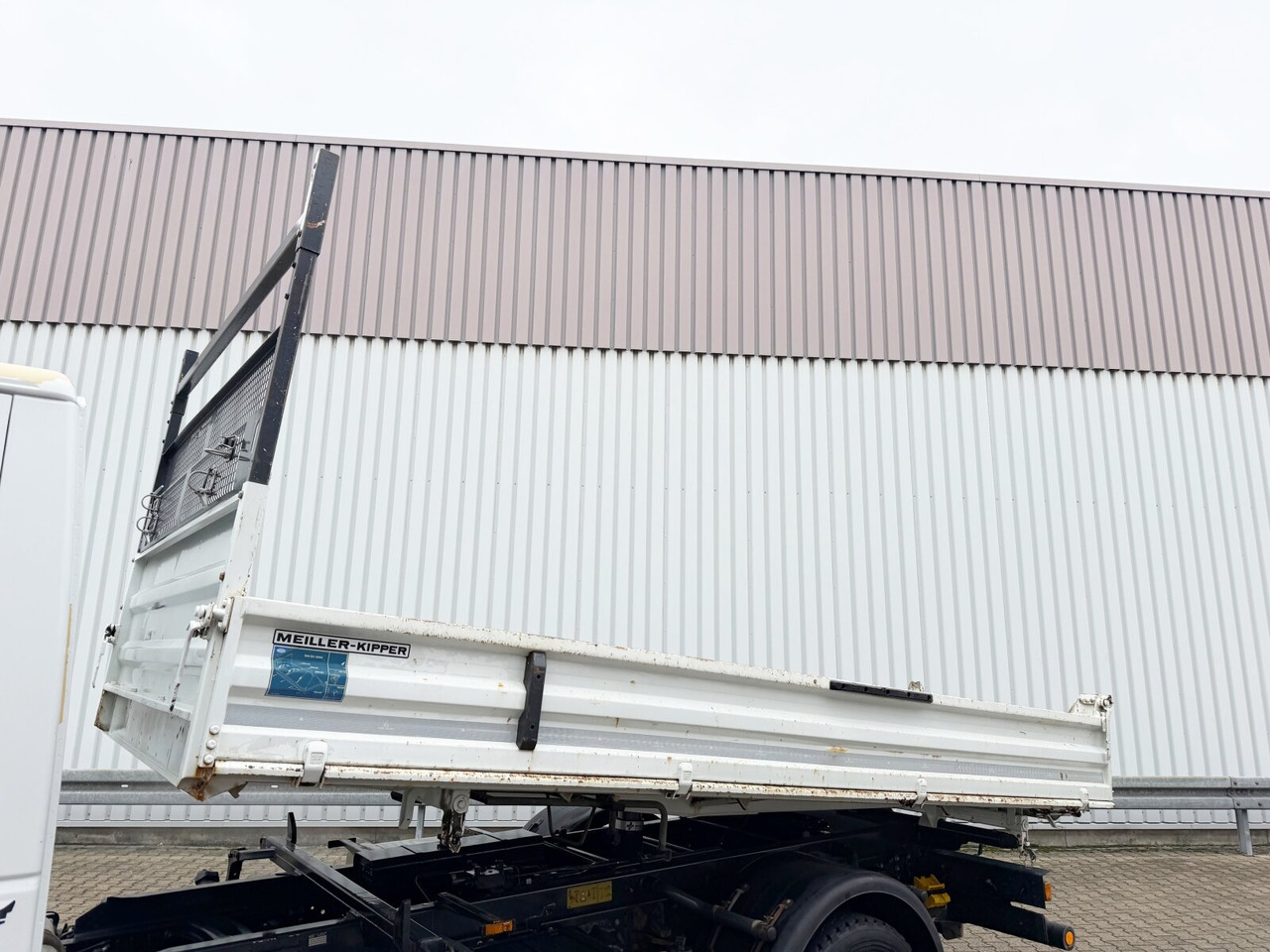 Tipper Iveco EuroCargo ML80E21 K 4x2 EuroCargo ML80E21 K 4x2, 2x AHK: picture 14 Tipper Iveco EuroCargo ML80E21 K 4x2 EuroCargo ML80E21 K 4x2, 2x AHK: picture 14