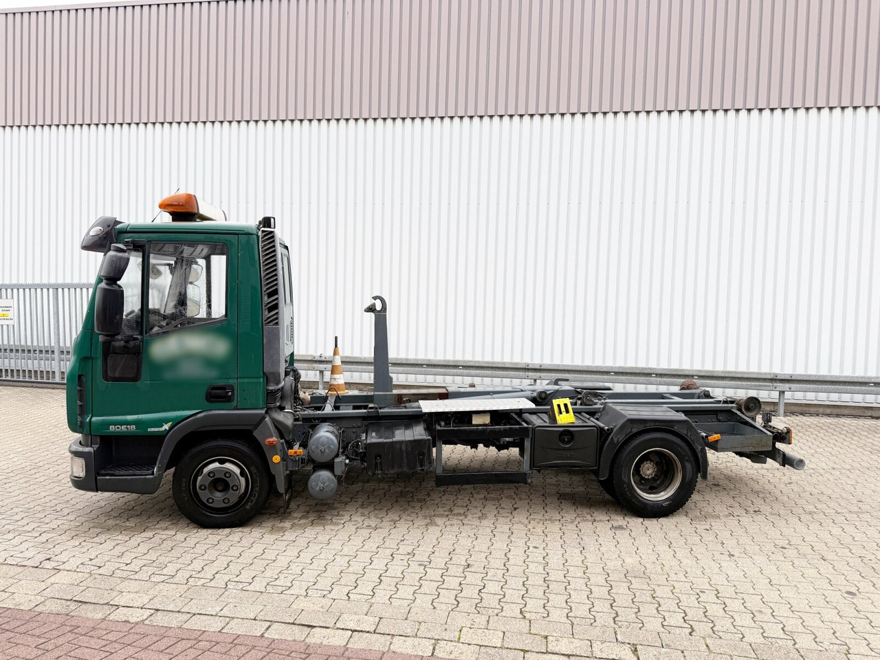Hook lift truck Iveco ML80E18/P 4x2 ML80E18/P 4x2, City-Abroller: picture 13