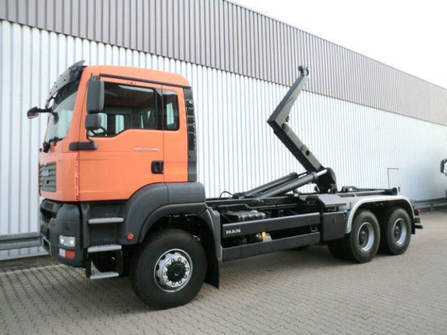 MAN TGA 26.310 6X6 BB TGA 26.310 6X6 BB - Hook lift truck: picture 1 MAN TGA 26.310 6X6 BB TGA 26.310 6X6 BB - Hook lift truck: picture 1