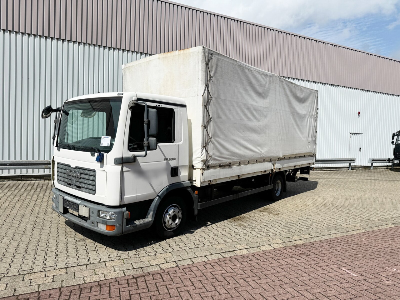 MAN TGL 7.150 4x2 BB TGL 7.150 4x2 BB mit LBW MBB (BJ. 2019) - Dropside/ Flatbed truck: picture 1 MAN TGL 7.150 4x2 BB TGL 7.150 4x2 BB mit LBW MBB (BJ. 2019) - Dropside/ Flatbed truck: picture 1