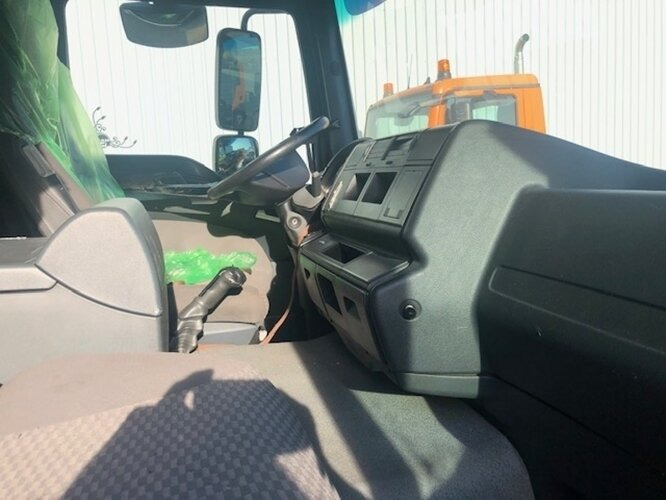 Curtainsider truck MAN TGL 8.210 BL 4x2 TGL 8.210 BL 4x2 mit LBW, Motorschaden!: picture 6