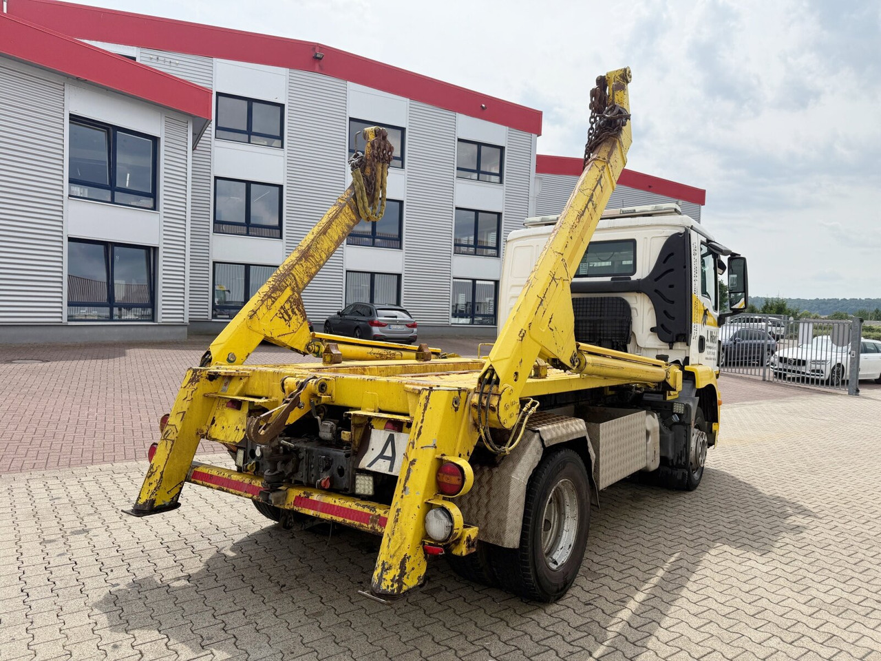 Skip loader truck MAN TGM 15.250 4x2 LL TGM 15.250 4x2 LL, Tele-Absetzer: picture 11