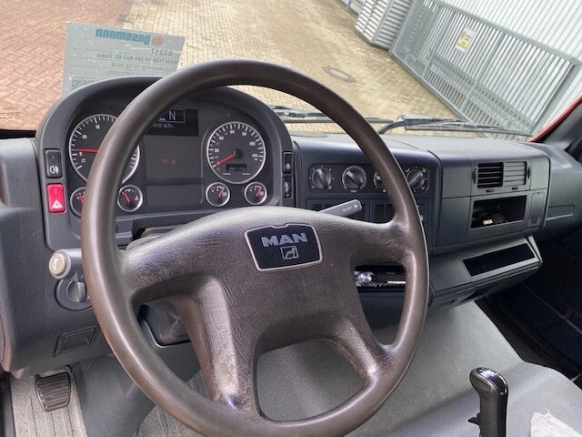 MAN TGM 18.280 4x2 BL Doka TGM 18.280 4x2 BL Doka - Cab chassis truck: picture 3 MAN TGM 18.280 4x2 BL Doka TGM 18.280 4x2 BL Doka - Cab chassis truck: picture 3