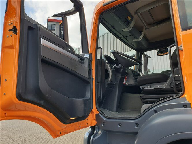 Dropside/ Flatbed truck MAN TGS 18.360/440 4x4 BL TGS 18.360/440 4x4 BL, Winterdienstausstattung: picture 6