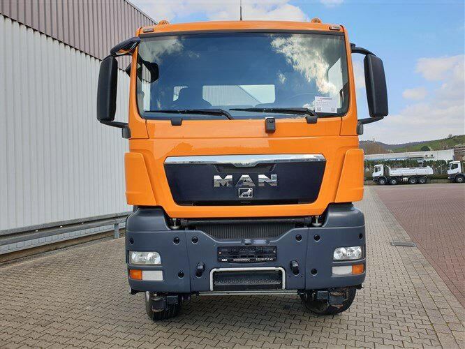 Dropside/ Flatbed truck MAN TGS 18.360/440 4x4 BL TGS 18.360/440 4x4 BL, Winterdienstausstattung: picture 12