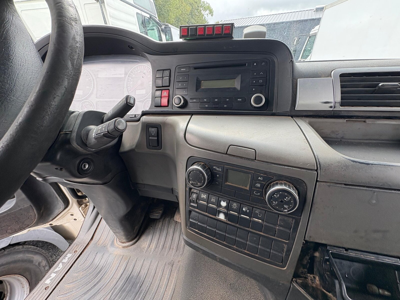 MAN TGS 18.360 4X2 BL TGS 18.360 4X2 BL, Hyva 10.45 S, Teleskopabrollanlage - Hook lift truck: picture 3 MAN TGS 18.360 4X2 BL TGS 18.360 4X2 BL, Hyva 10.45 S, Teleskopabrollanlage - Hook lift truck: picture 3