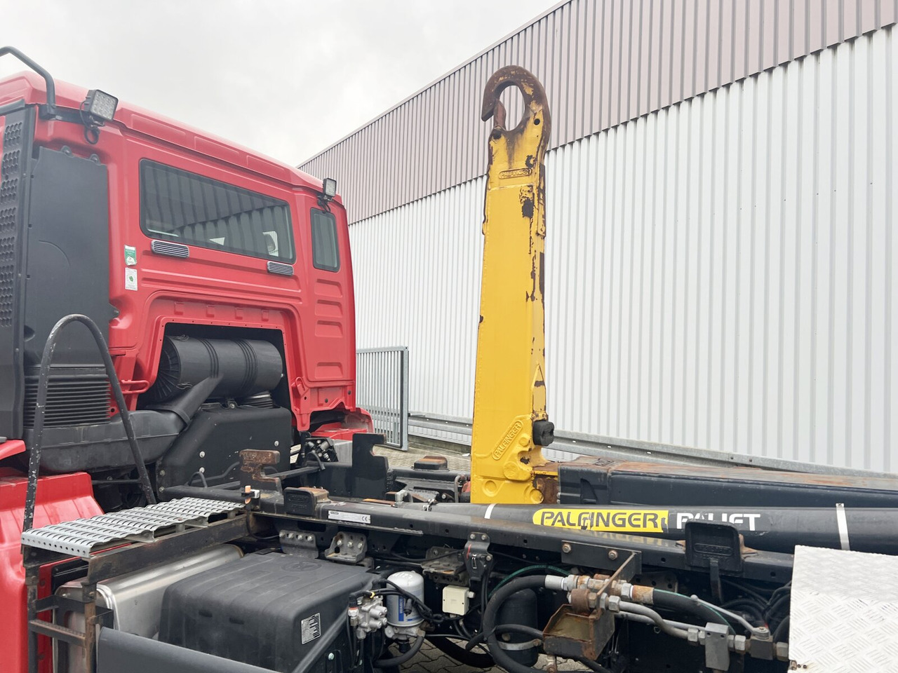 Hook lift truck MAN TGS 26.440 6X4 BL TGS 26.440 6X4 BL: picture 14