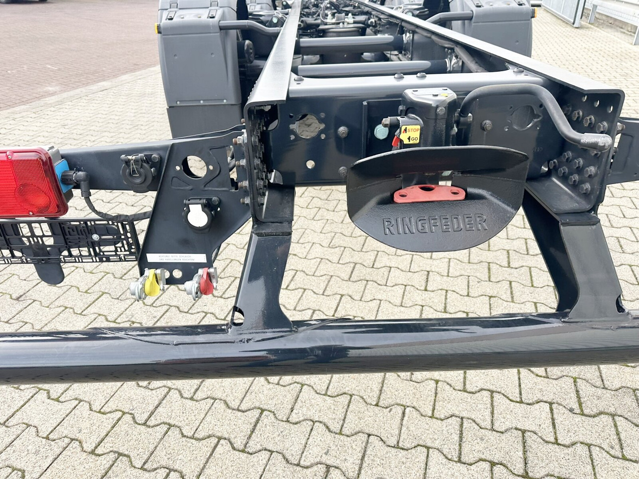 MAN TGS 26.480 6x2-4 LL TGS 26.480 6x2-4 LL, Retarder, Lenk-/Liftachse, Standklima - Cab chassis truck: picture 2 MAN TGS 26.480 6x2-4 LL TGS 26.480 6x2-4 LL, Retarder, Lenk-/Liftachse, Standklima - Cab chassis truck: picture 2