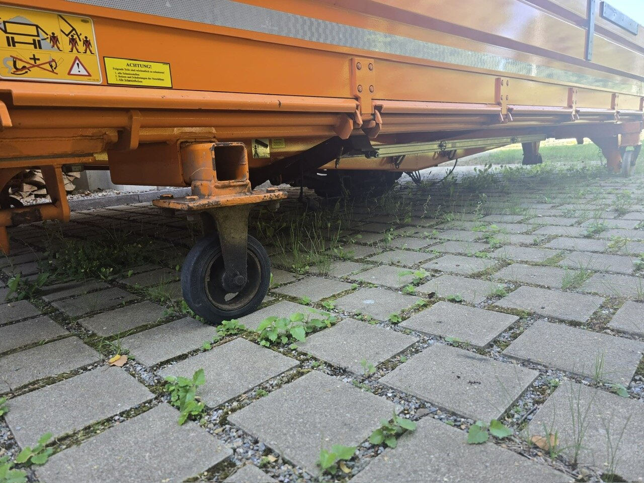 MAN TGS 28.400 6x4-4 BL TGS 28.400 6x4-4 BL, EEV, Lenk-/Liftachse, Wechselsystem - Tipper: picture 4 MAN TGS 28.400 6x4-4 BL TGS 28.400 6x4-4 BL, EEV, Lenk-/Liftachse, Wechselsystem - Tipper: picture 4