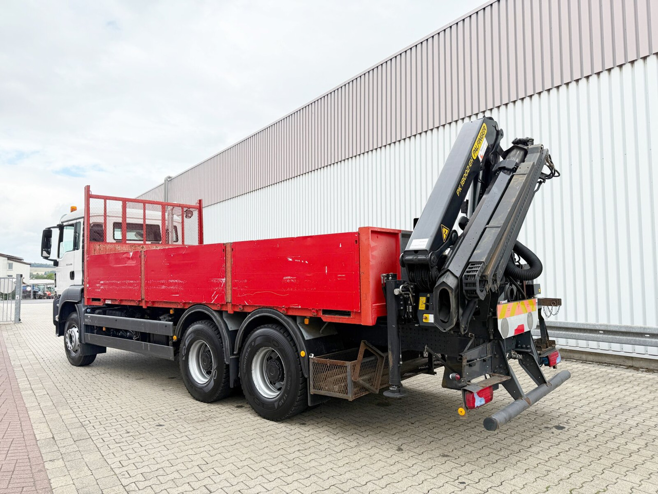 Crane truck, Dropside/ Flatbed truck MAN TGS 33.400 6x4 BB TGS 33.400 6x4 BB, Navi, Heckkran PK18002-EH C, Funk: picture 13
