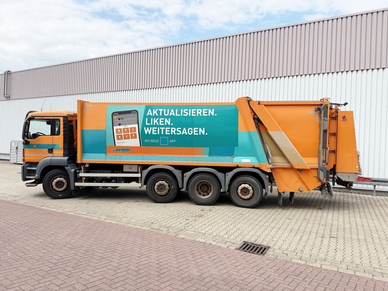 Garbage truck for transportation of garbage MAN TGS 35.360 8x2-6 BL TGS 35.360 8x2-6 BL, 2x Lenkachse, Zöller Medium XL, Zöller-Schüttung: picture 13