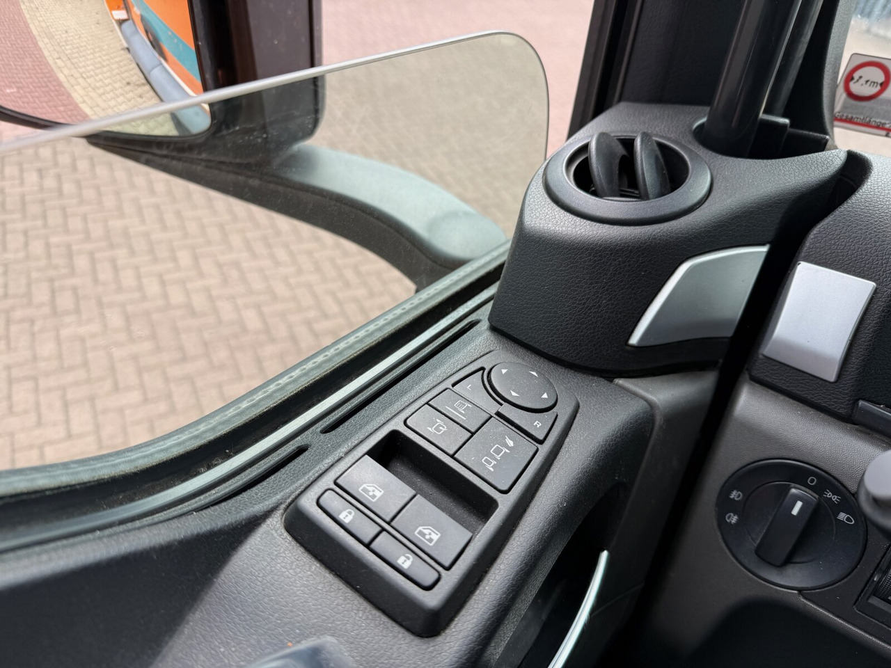 Garbage truck for transportation of garbage MAN TGS 35.360 8x2-6 BL TGS 35.360 8x2-6 BL, 2x Lenkachse, Zöller Medium XL, Zöller-Schüttung: picture 7