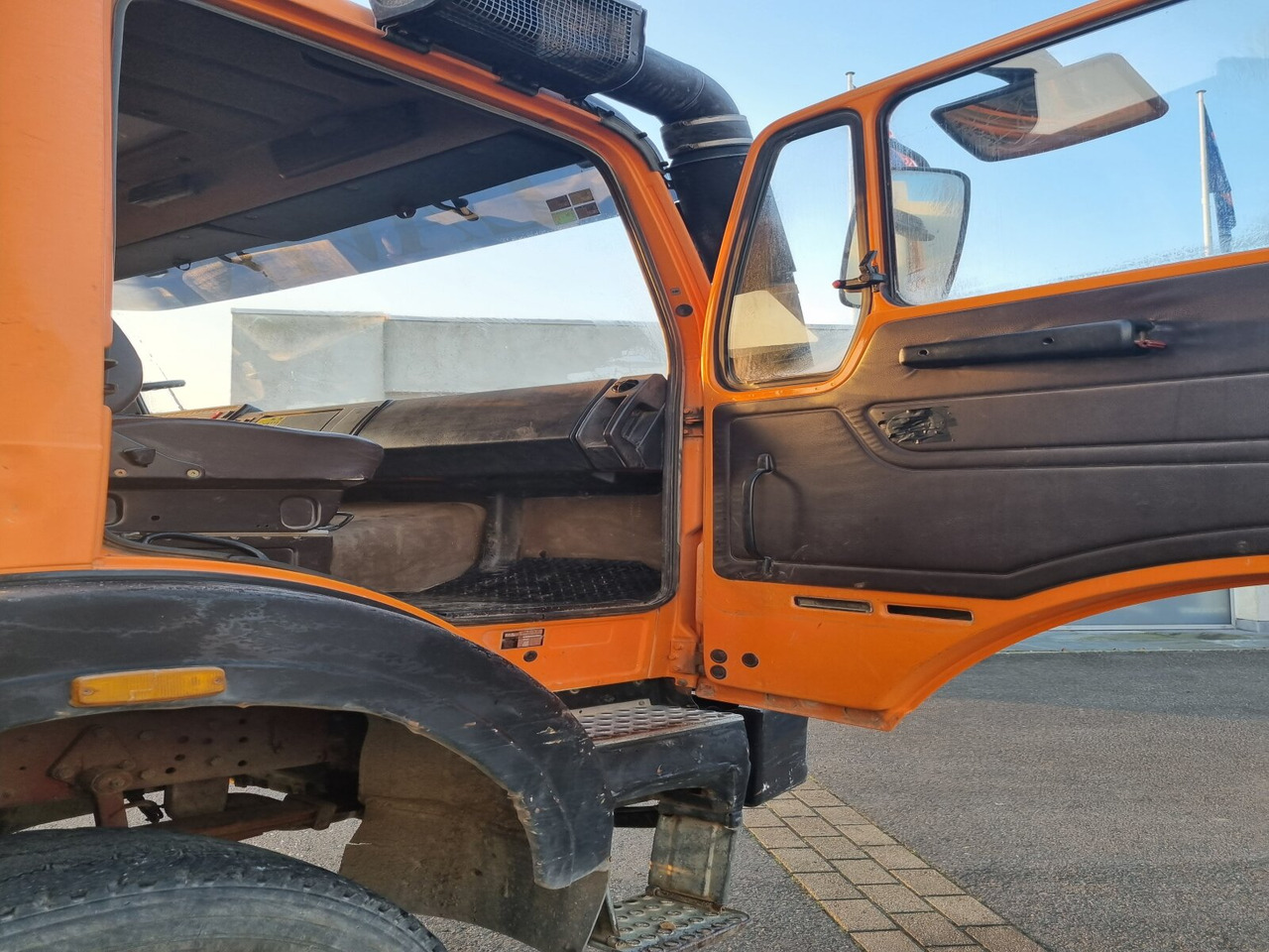 Mercedes-Benz - 2636 AK 6x6 - Tipper: picture 5 Mercedes-Benz - 2636 AK 6x6 - Tipper: picture 5