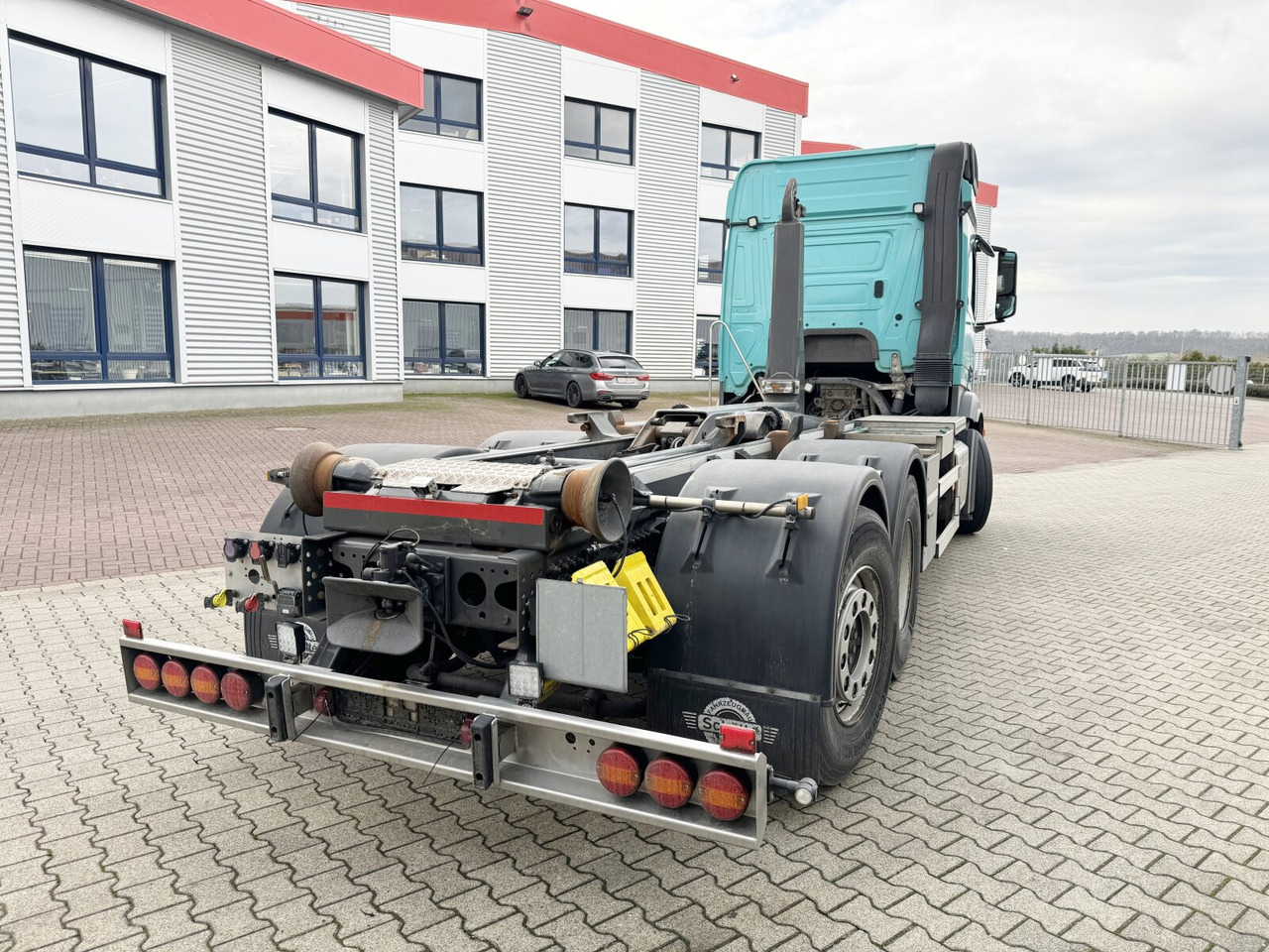 Hook lift truck Mercedes-Benz Actros 2545 L 6x2 Actros 2545 L 6x2/46, Retarder, Lenk-/Liftachse, StreamSpace, Navi: picture 10