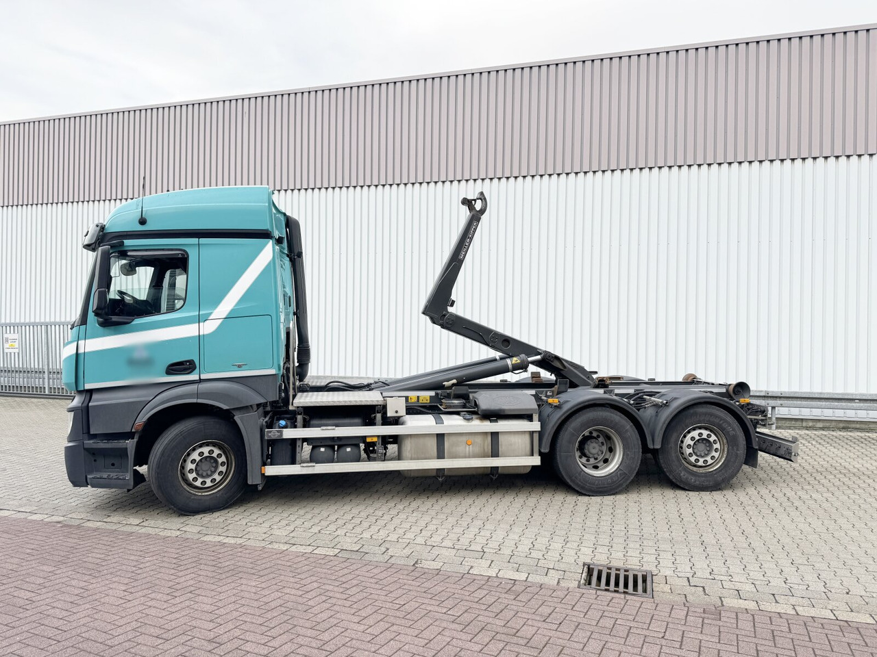 Hook lift truck Mercedes-Benz Actros 2545 L 6x2 Actros 2545 L 6x2/46, Retarder, Lenk-/Liftachse, StreamSpace, Navi: picture 13