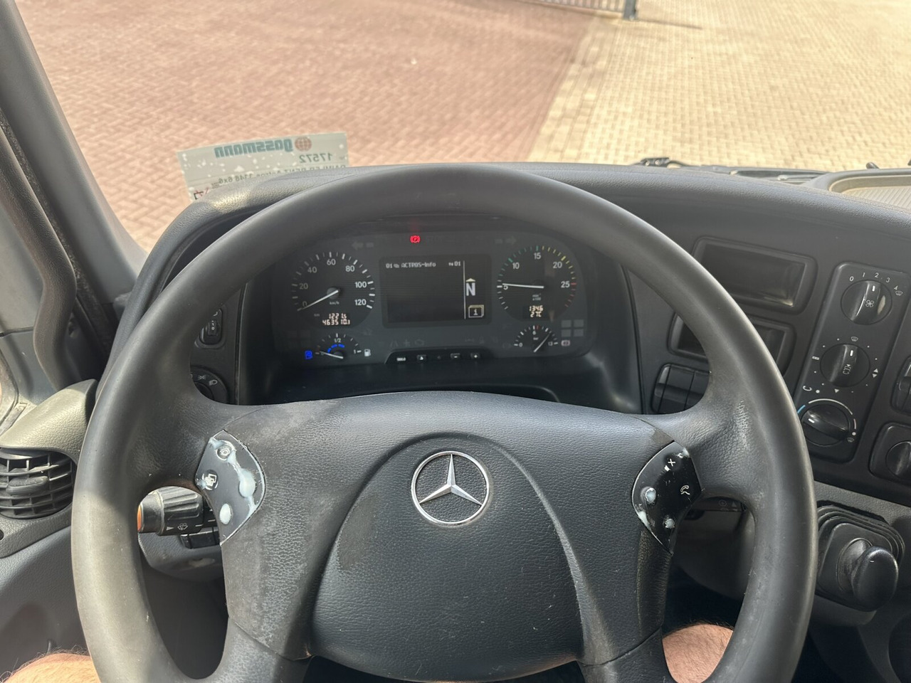 Mercedes-Benz Actros 3348 AK 6x6 Actros 3348 AK 6x6 - Cab chassis truck: picture 3 Mercedes-Benz Actros 3348 AK 6x6 Actros 3348 AK 6x6 - Cab chassis truck: picture 3