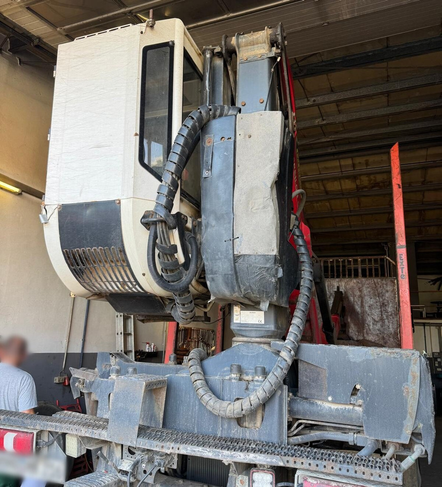 Mercedes-Benz Arocs 2648 6x4 Arocs 2648 6x4 mit Heckkran Epsilon M12Z83, Krankabine - Timber truck, Crane truck: picture 4 Mercedes-Benz Arocs 2648 6x4 Arocs 2648 6x4 mit Heckkran Epsilon M12Z83, Krankabine - Timber truck, Crane truck: picture 4