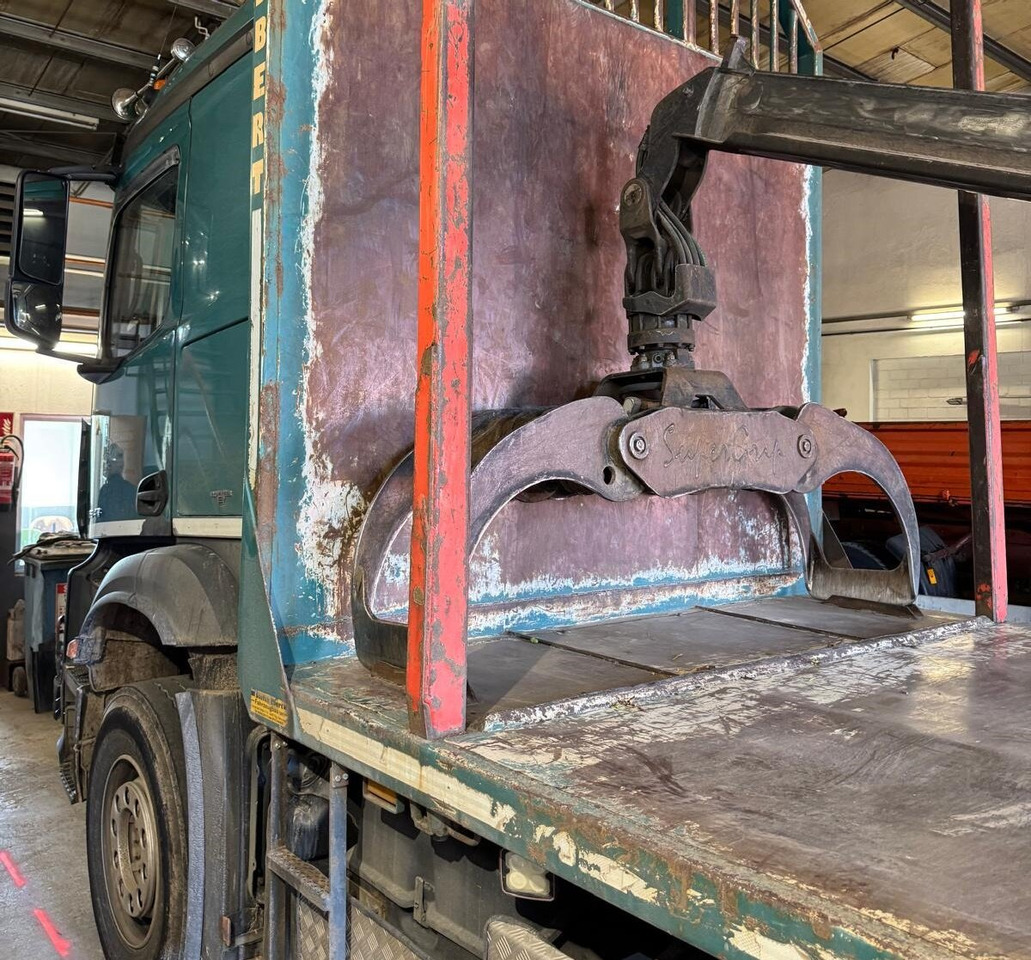 Mercedes-Benz Arocs 2648 6x4 Arocs 2648 6x4 mit Heckkran Epsilon M12Z83, Krankabine - Timber truck, Crane truck: picture 2 Mercedes-Benz Arocs 2648 6x4 Arocs 2648 6x4 mit Heckkran Epsilon M12Z83, Krankabine - Timber truck, Crane truck: picture 2