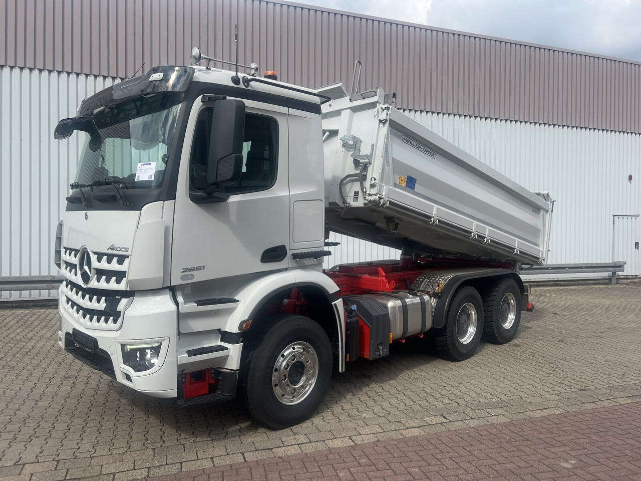 Mercedes-Benz Arocs 2651 LK 6x4 Arocs 2651 LK 6x4, Retarder, MultimediaCockpit, Navi - Tipper: picture 1 Mercedes-Benz Arocs 2651 LK 6x4 Arocs 2651 LK 6x4, Retarder, MultimediaCockpit, Navi - Tipper: picture 1