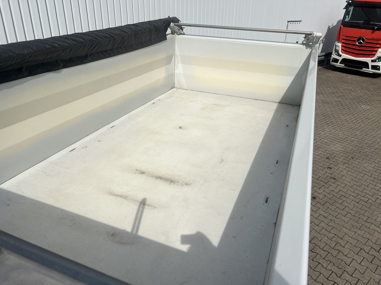 Mercedes-Benz Arocs 2651 LK 6x4 Arocs 2651 LK 6x4, Retarder, MultimediaCockpit, Navi - Tipper: picture 4 Mercedes-Benz Arocs 2651 LK 6x4 Arocs 2651 LK 6x4, Retarder, MultimediaCockpit, Navi - Tipper: picture 4