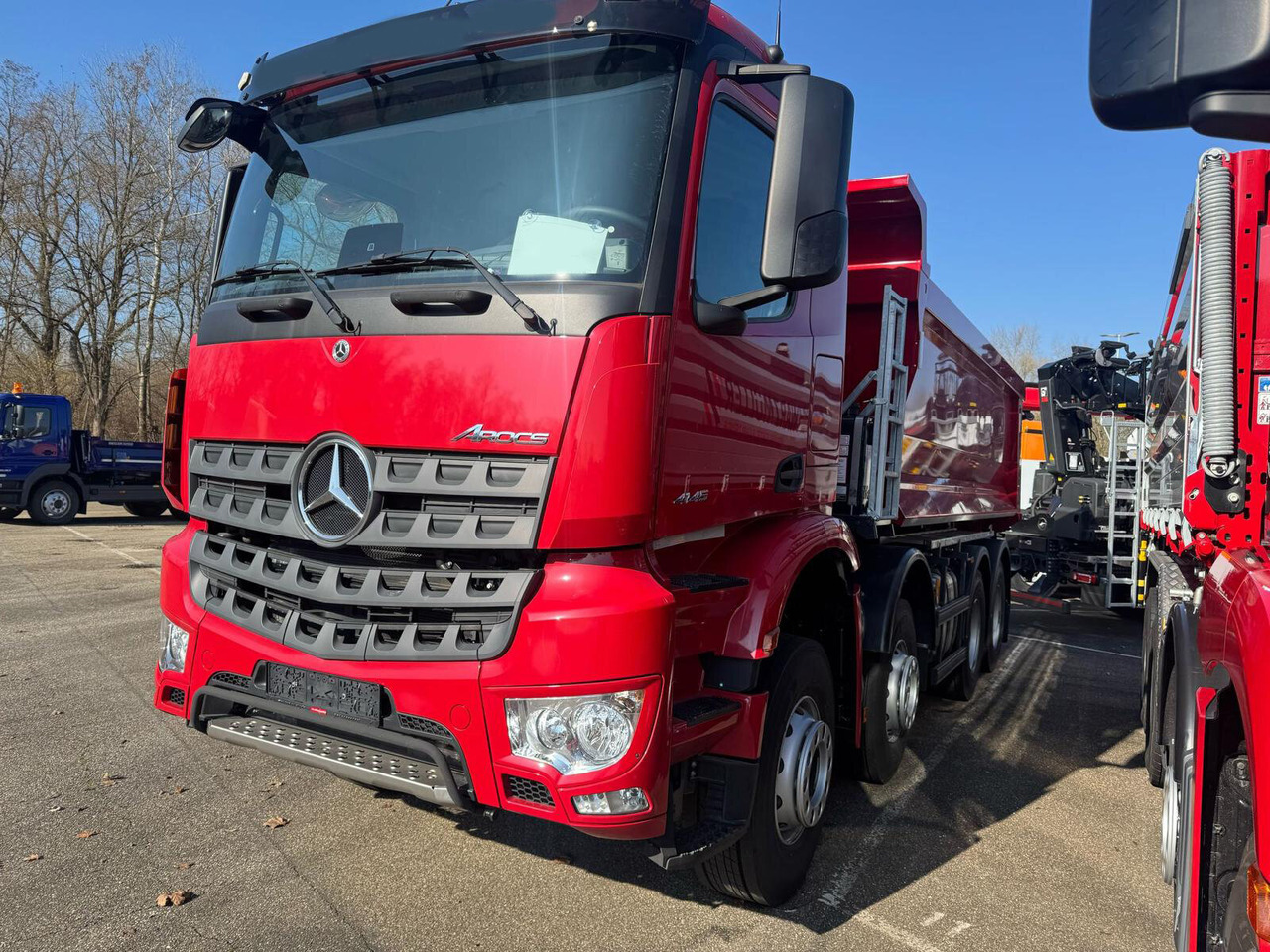 Mercedes-Benz Arocs 4145 K 8x4/4 Arocs 4145 K 8x4/4, Grounder, MultimediaCockpit, Navi, Stahlmulde ca. 16m³ - Dumper: picture 2 Mercedes-Benz Arocs 4145 K 8x4/4 Arocs 4145 K 8x4/4, Grounder, MultimediaCockpit, Navi, Stahlmulde ca. 16m³ - Dumper: picture 2