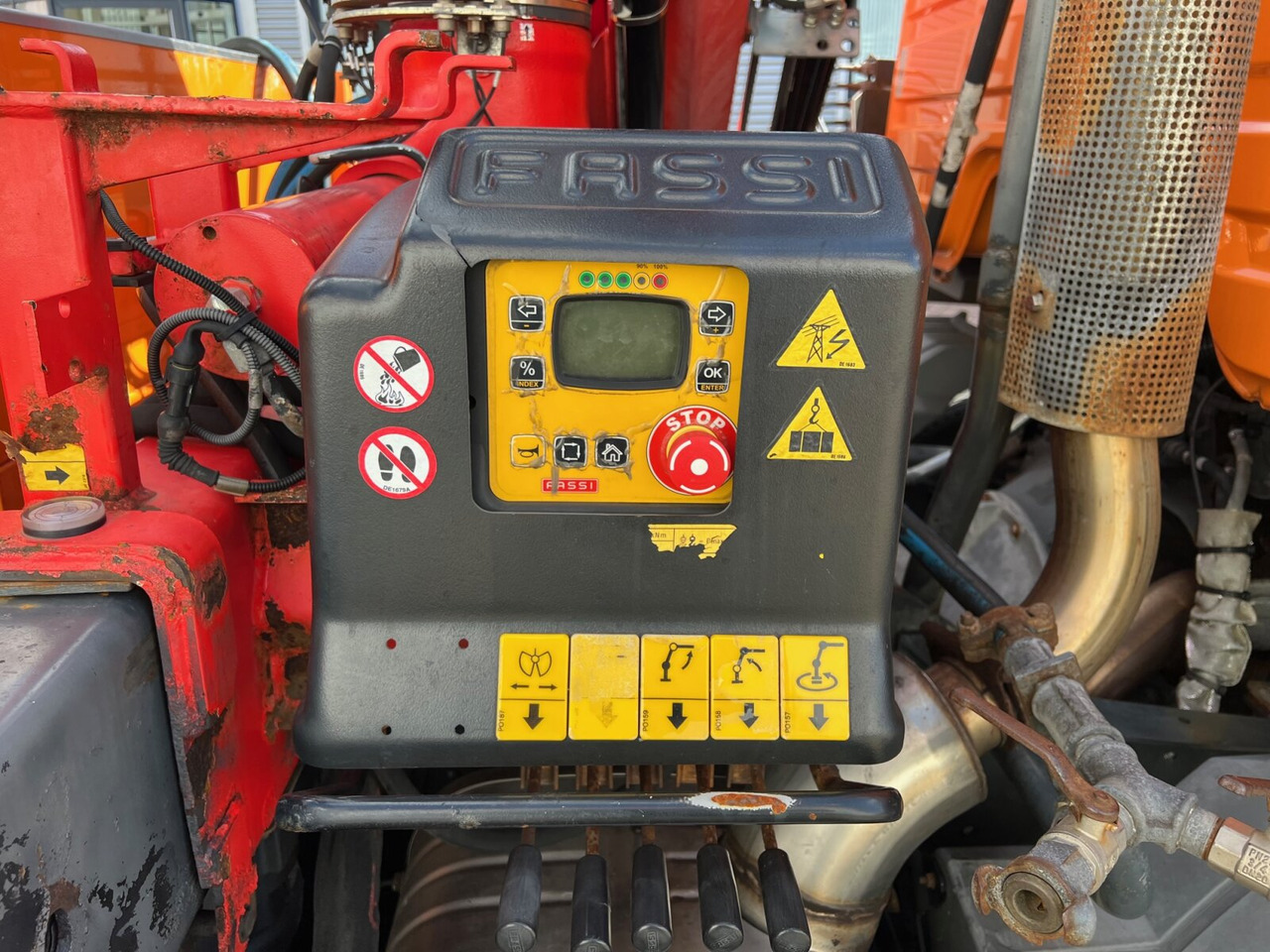 Mercedes-Benz Atego 1024 L 4x2 Atego 1024 L 4x2 mit Kran Fassi F80A.0.21 - Crane truck, Dropside/ Flatbed truck: picture 3 Mercedes-Benz Atego 1024 L 4x2 Atego 1024 L 4x2 mit Kran Fassi F80A.0.21 - Crane truck, Dropside/ Flatbed truck: picture 3