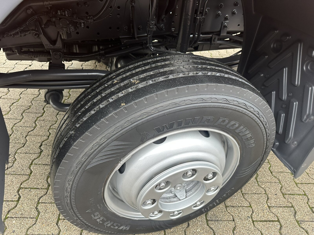 Mercedes-Benz Atego 1624 AK 4x4 Atego 1624 AK 4x4, AT-Motor, Winterdienstausstattung - Tipper, Crane truck: picture 4 Mercedes-Benz Atego 1624 AK 4x4 Atego 1624 AK 4x4, AT-Motor, Winterdienstausstattung - Tipper, Crane truck: picture 4