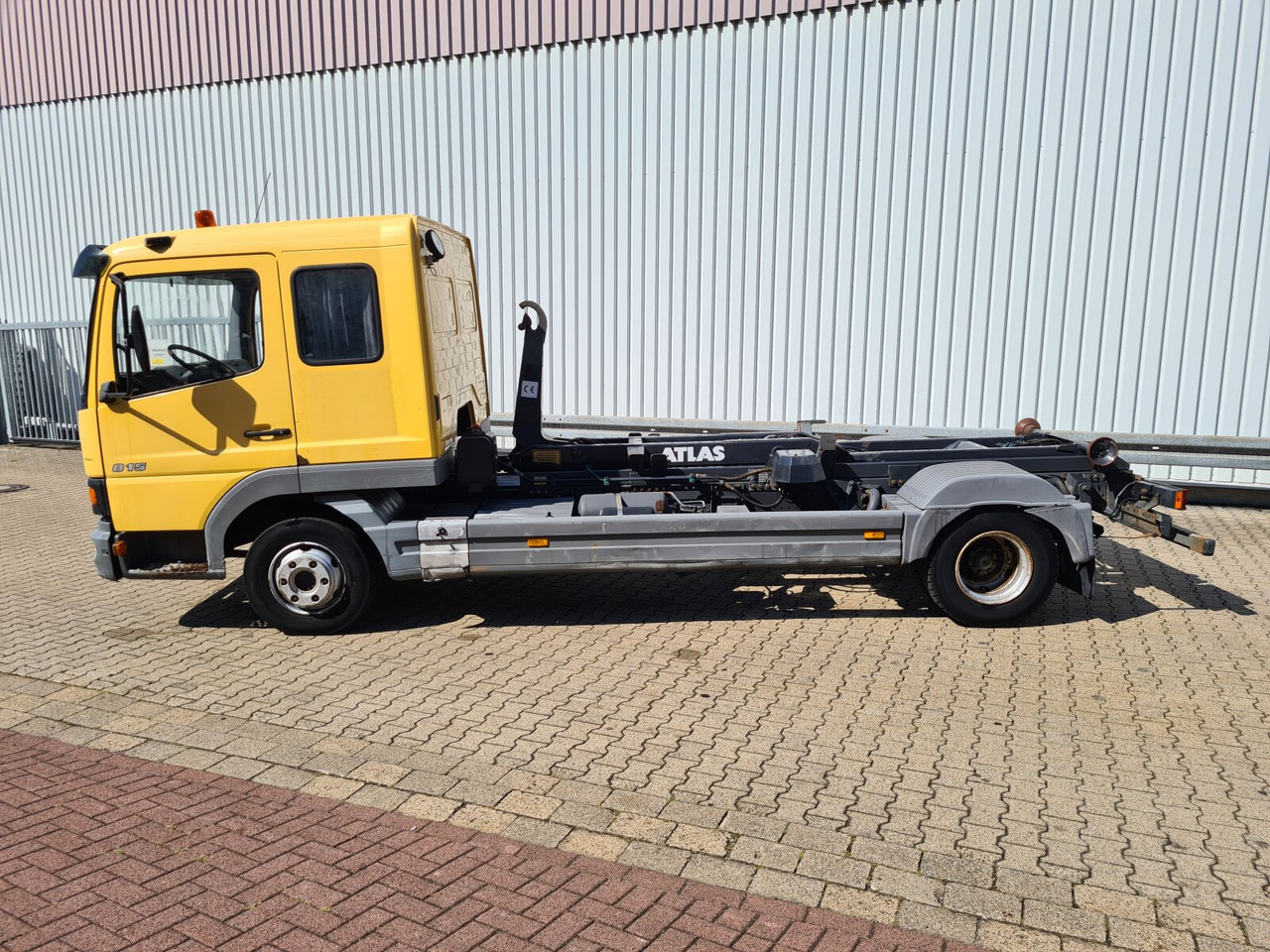 Hook lift truck Mercedes-Benz Atego 815 K 4x2 Atego 815 K 4x2: picture 7