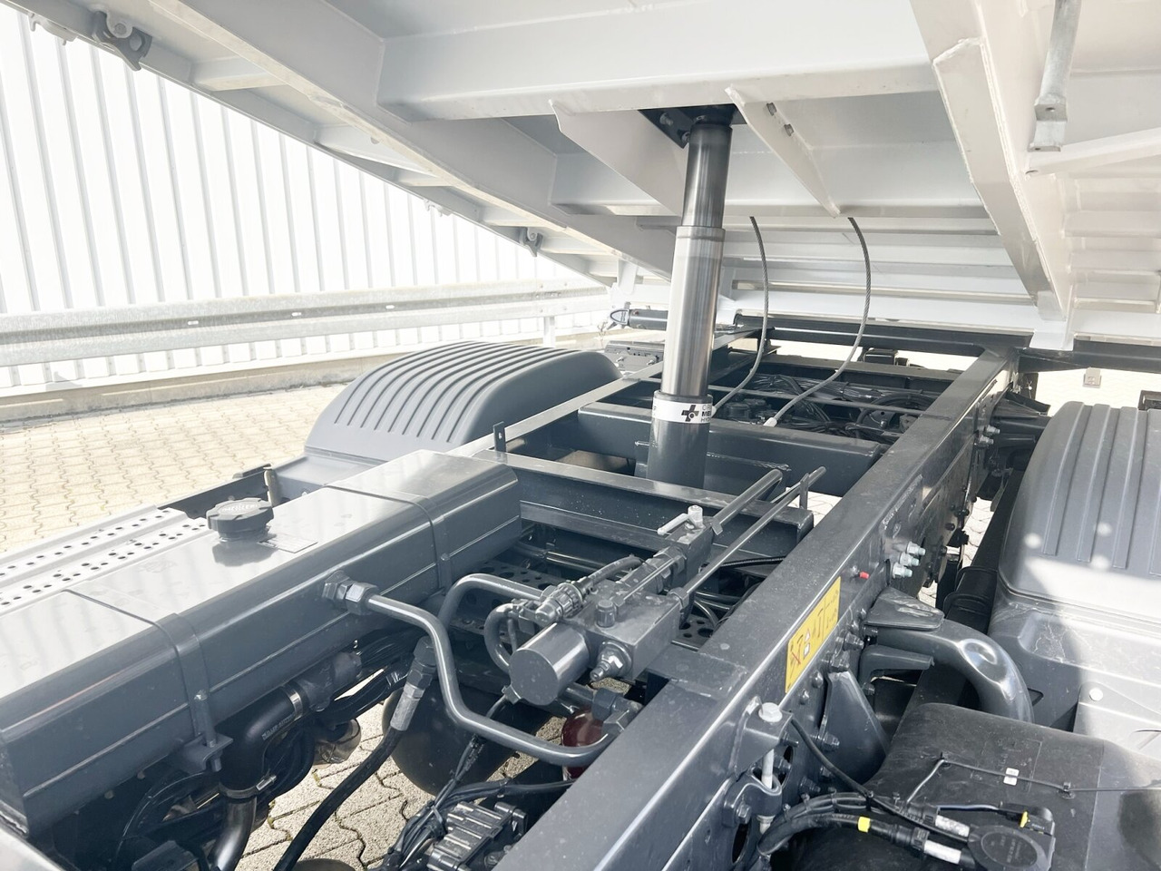 Tipper Mercedes-Benz Atego 818/23 K 4x2 Atego 818/23 K 4x2, 2x AHK, Meiller-Kipper, mehrfach Vorhanden!: picture 11 Tipper Mercedes-Benz Atego 818/23 K 4x2 Atego 818/23 K 4x2, 2x AHK, Meiller-Kipper, mehrfach Vorhanden!: picture 11