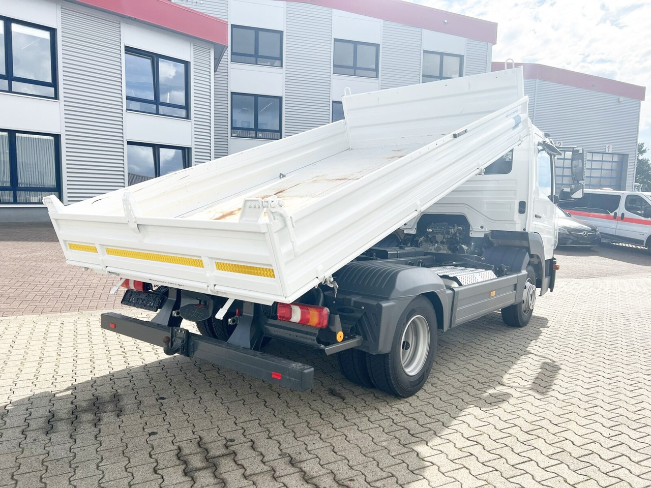 Mercedes-Benz Atego 818/23 K 4x2 Atego 818/23 K 4x2, 2x AHK, Meiller-Kipper, mehrfach Vorhanden! on lease Mercedes-Benz Atego 818/23 K 4x2 Atego 818/23 K 4x2, 2x AHK, Meiller-Kipper, mehrfach Vorhanden!: picture 7