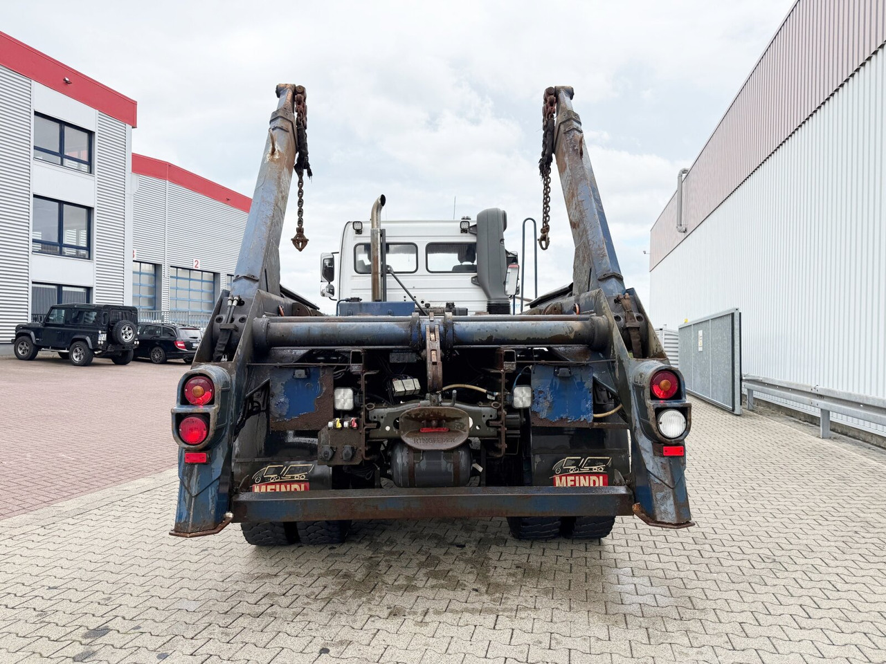 Skip loader truck Mercedes-Benz Axor 1824 AK 4x4 Axor 1824 AK 4x4, Tele-Absetzer, Winterdienstausstattung: picture 13