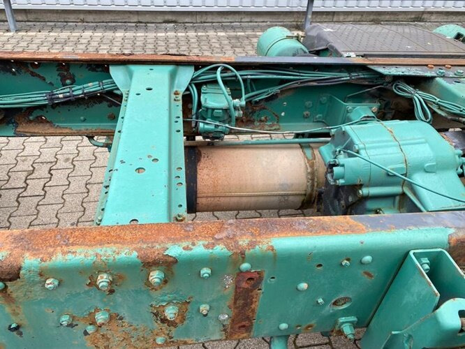 Cab chassis truck Mercedes-Benz SK 1824 AK 4x4 SK 1824 AK 4x4 Chassis: picture 11