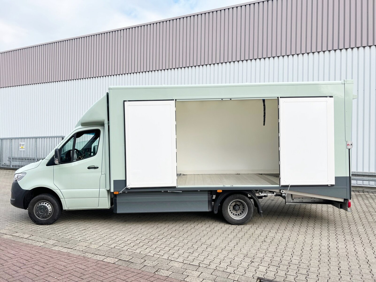 Mercedes-Benz Sprinter 516 FG 4x2 Sprinter 516 FG 4x2, MBUX, Autotransporter Comear - Panel van: picture 2 Mercedes-Benz Sprinter 516 FG 4x2 Sprinter 516 FG 4x2, MBUX, Autotransporter Comear - Panel van: picture 2