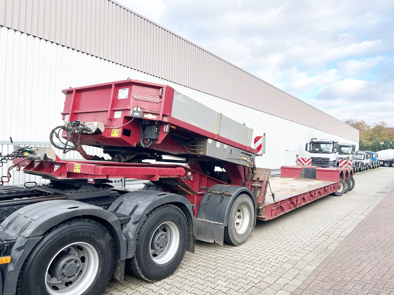 Low loader semi-trailer for transportation of heavy machinery Nooteboom Euro-64-13 Euro-64-13, Jeepdolly, Tiefbett, Verbr. auf 3,2m, hydr. Lenkung: picture 8