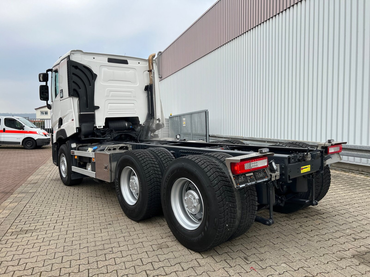 Renault C 520 6x4 C 520 6x4, Retarder, Nebenantrieb on lease Renault C 520 6x4 C 520 6x4, Retarder, Nebenantrieb: picture 11