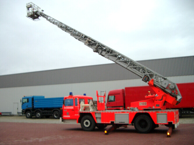 Fire truck Renault G F231 4x2: picture 10