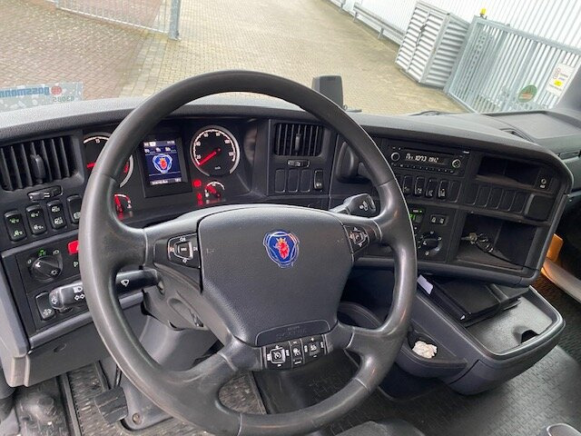 Interior photo 2: Scania R450 LB 6x2-4 R450 LB 6x2-4, Retarder, Lift-/Lenkachse, 12x Vorhanden! on lease Scania R450 LB 6x2-4 R450 LB 6x2-4, Retarder, Lift-/Lenkachse, 12x Vorhanden! Interior photo 2: Scania R450 LB 6x2-4 R450 LB 6x2-4, Retarder, Lift-/Lenkachse, 12x Vorhanden! on lease Scania R450 LB 6x2-4 R450 LB 6x2-4, Retarder, Lift-/Lenkachse, 12x Vorhanden!