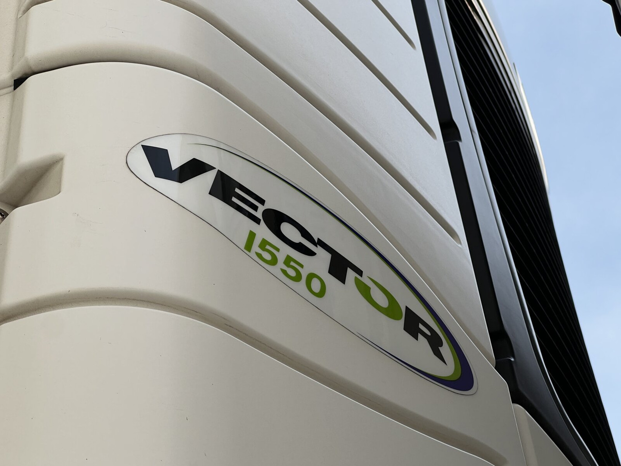 Schmitz Cargobull SKO 24/L-13.4 FP 25 SKO 24/L-13.4 FP 25 45 COOL, Mega, Doppelstock - Refrigerator semi-trailer: picture 3 Schmitz Cargobull SKO 24/L-13.4 FP 25 SKO 24/L-13.4 FP 25 45 COOL, Mega, Doppelstock - Refrigerator semi-trailer: picture 3