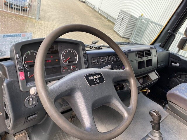 MAN TGA 26.480 6x6 BB TGA 26.480 6x6 BB, Kipphydraulik - Tractor unit: picture 3 MAN TGA 26.480 6x6 BB TGA 26.480 6x6 BB, Kipphydraulik - Tractor unit: picture 3